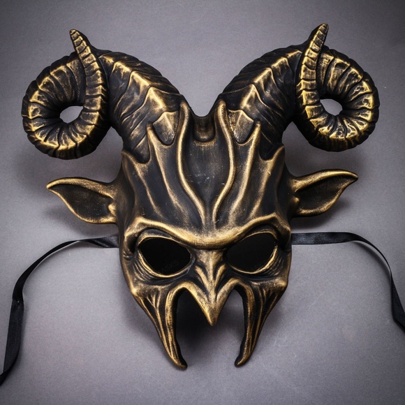 Krampus Ram Demon Horns Devil Halloween Mask Masquerade Cosplay Xmas Party Mask - Picture 1 of 3